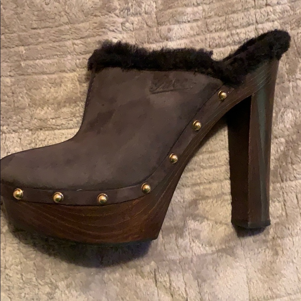 Shearling mule